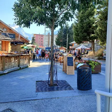 Апартаменты Avec Jardin Et Garage Ле дез Альп